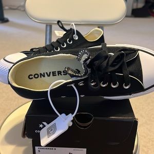 Chuck Taylor All Star Blk & Wh. Lift Platform Canvas Women’s LOW TOP Shoe Size 5